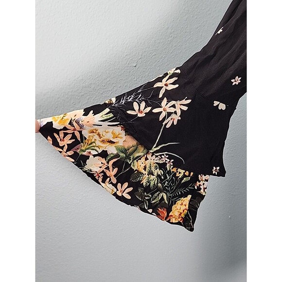 Coco + Carmen L/XL Tunic Floral Tiered Ruffle Sleeve Boho Bead Embellished Top - Picture 4 of 12